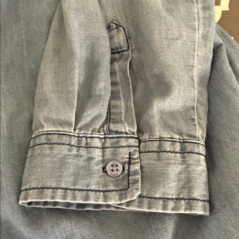 Est 1946 chambray popover zip V-neck roll tab sleeves (flawed) XL - Picture 9 of 12